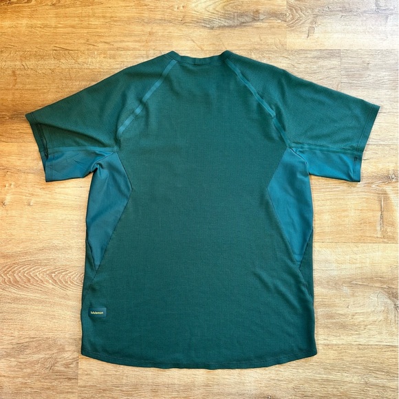 Mens Lululemon Ventilated Hiking Short Sleeve Shirt Emerald Green Size Large - Picture 7 of 7